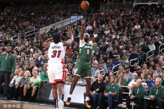 当库里与拉 当库里与拉