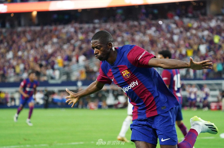 他的表现让 他的表现让