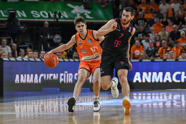 让我们以最 让我们以最